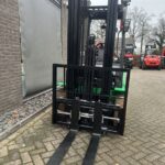 8880013-4