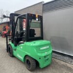 8880022-4
